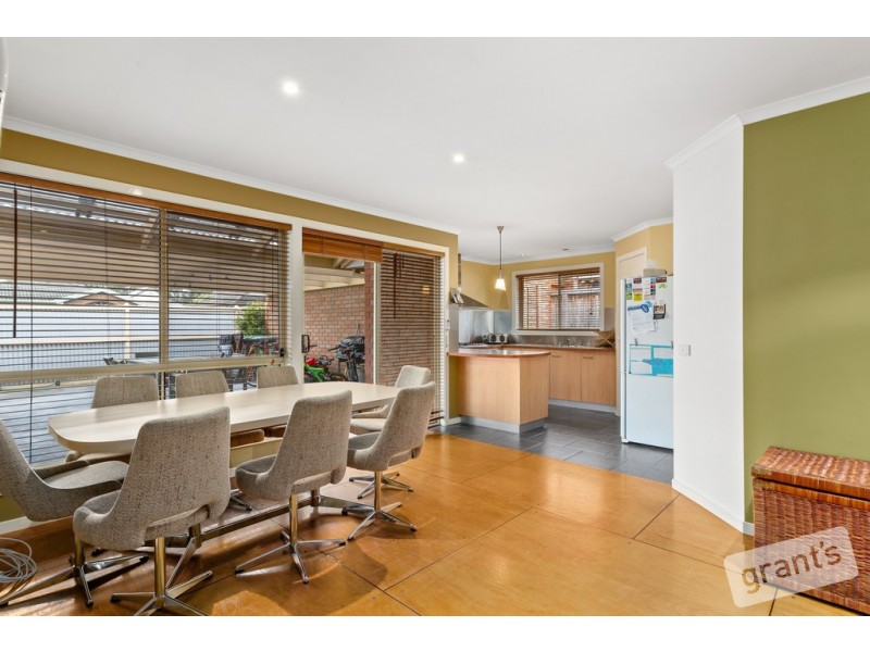 50 Sunnyside Drive, Berwick VIC 3806