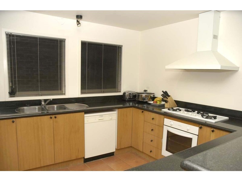 6 Jay Rise, Berwick VIC 3806