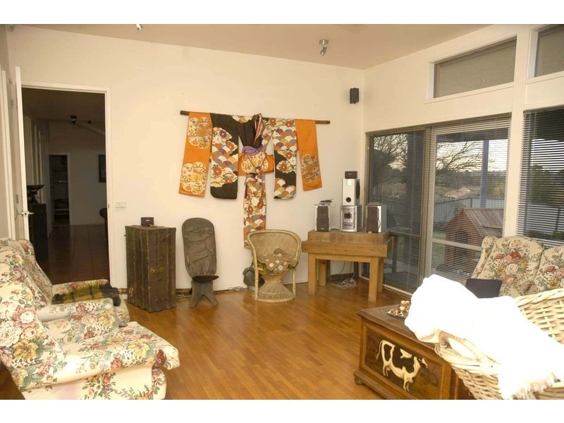 6 Jay Rise, Berwick VIC 3806