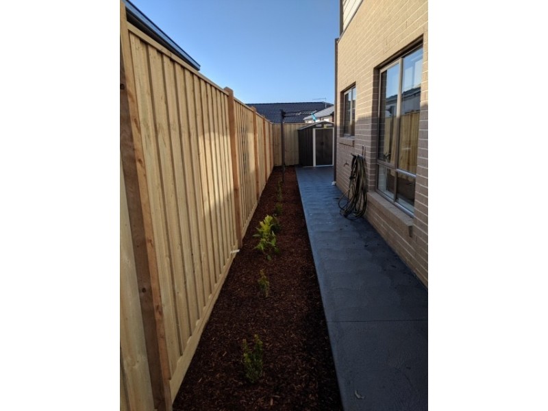 85 Waterman Drive, Clyde VIC 3978