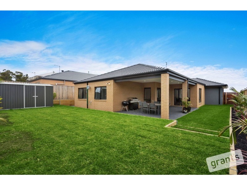 9 Petworth Rise, Officer VIC 3809