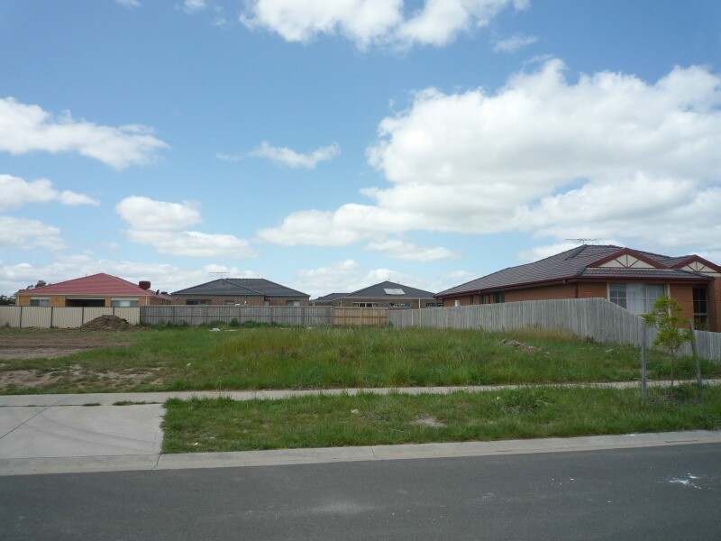 8 Orsino Place, Berwick VIC 3806