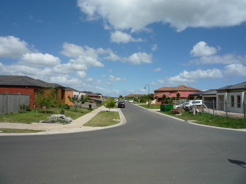 8 Orsino Place, Berwick VIC 3806