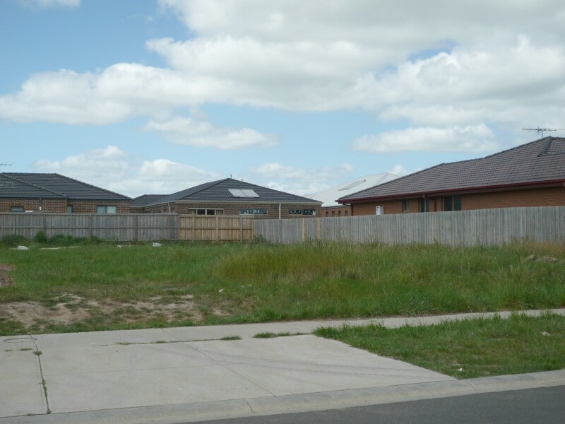 8 Orsino Place, Berwick VIC 3806