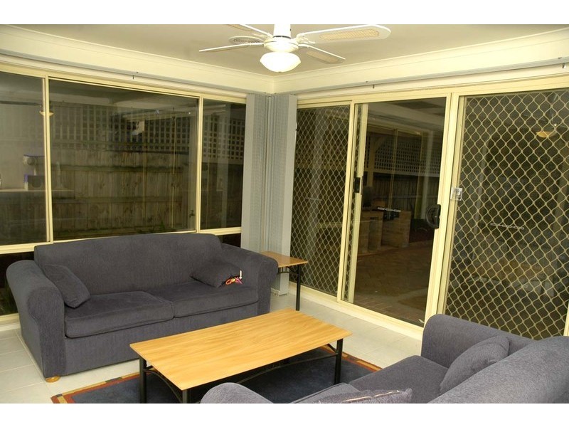 6 Bemersyde Drive, Berwick VIC 3806