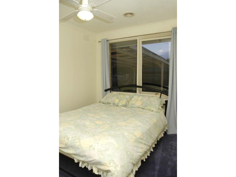 6 Bemersyde Drive, Berwick VIC 3806