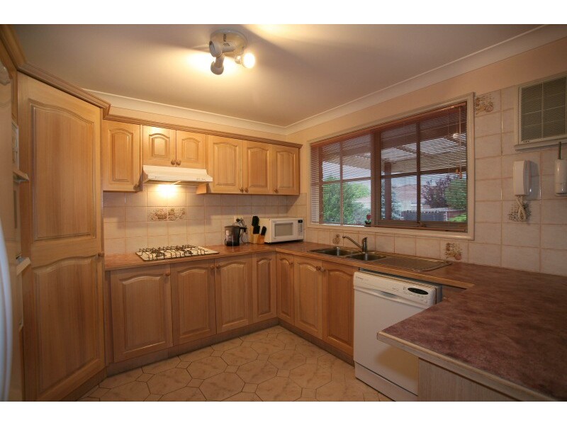 6 Bardsley Court, Narre Warren VIC 3805