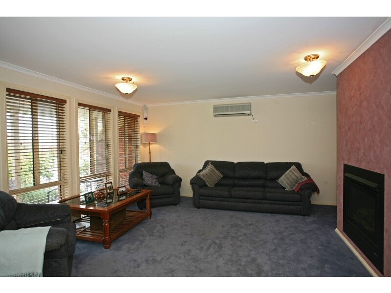 9 Tranquility Place, Beaconsfield VIC 3807