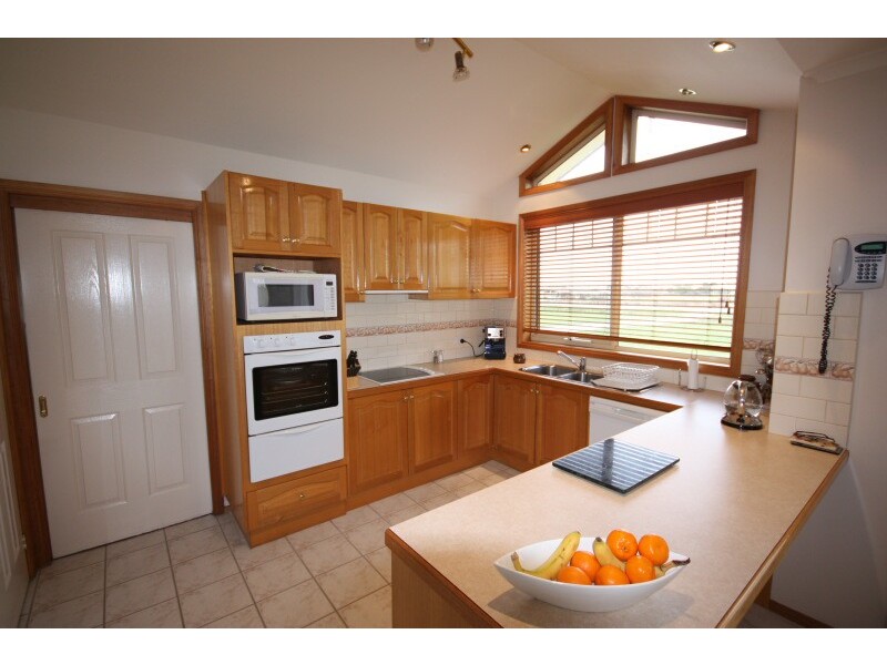 895 Manks Road, Dalmore VIC 3981