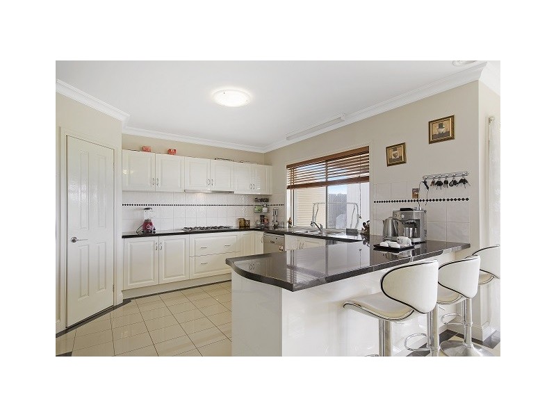 3 Grosvenor Place, Narre Warren North VIC 3804