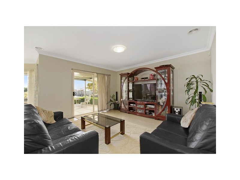 3 Grosvenor Place, Narre Warren North VIC 3804