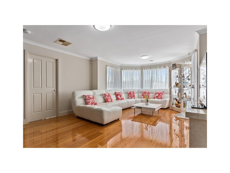 3 Grosvenor Place, Narre Warren North VIC 3804