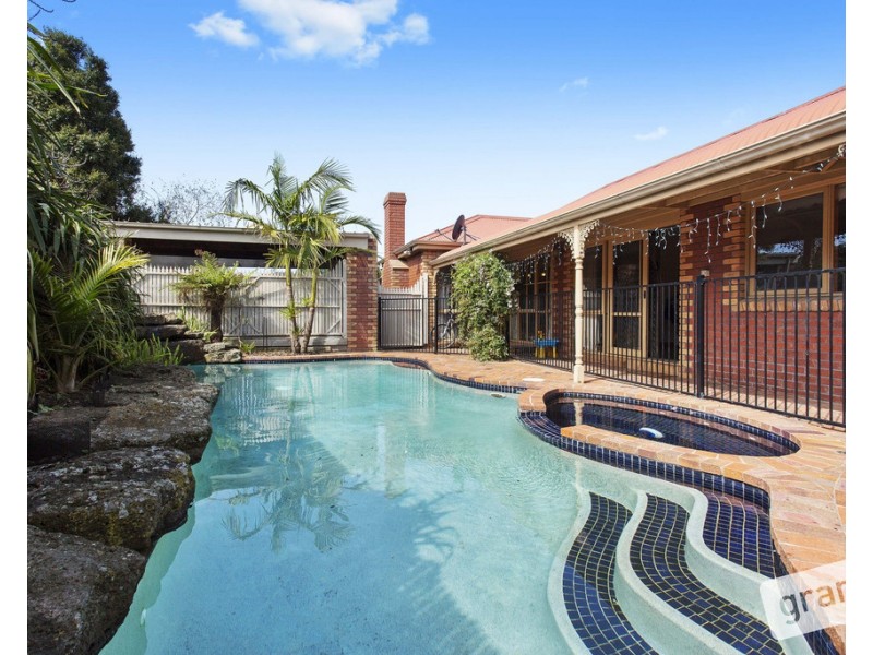 21 County Drive, Berwick VIC 3806