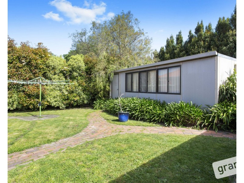 21 County Drive, Berwick VIC 3806