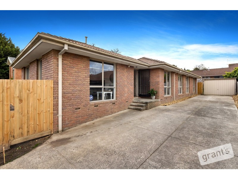 96 Mansfield Street, Berwick VIC 3806