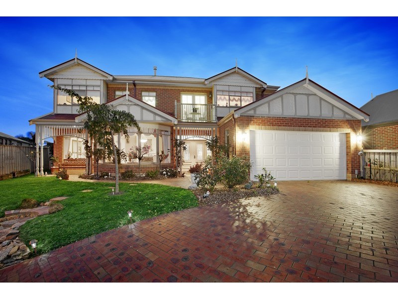 6 April Close, Berwick VIC 3806