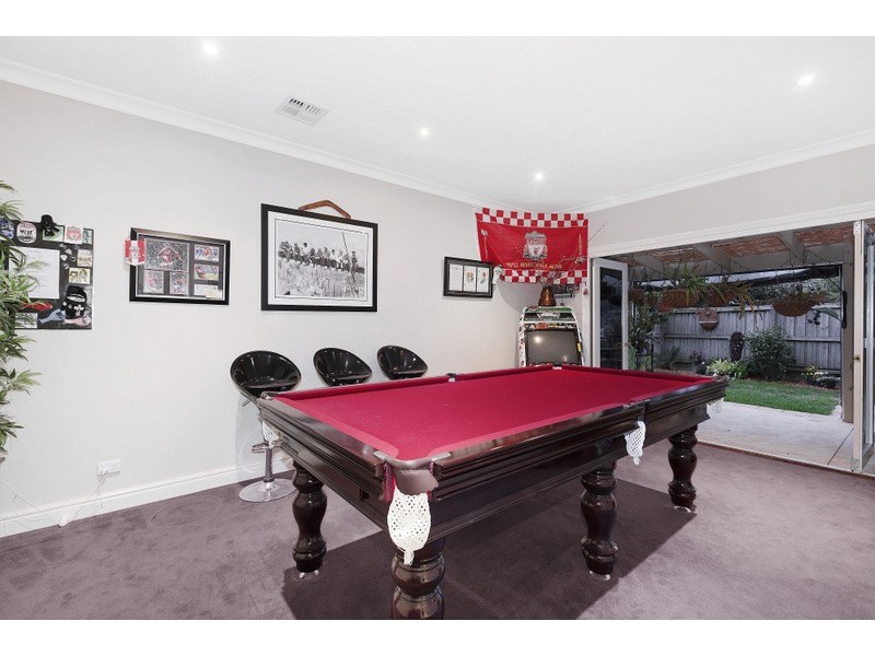 6 April Close, Berwick VIC 3806