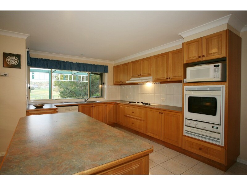 86 Telford Drive, Berwick VIC 3806