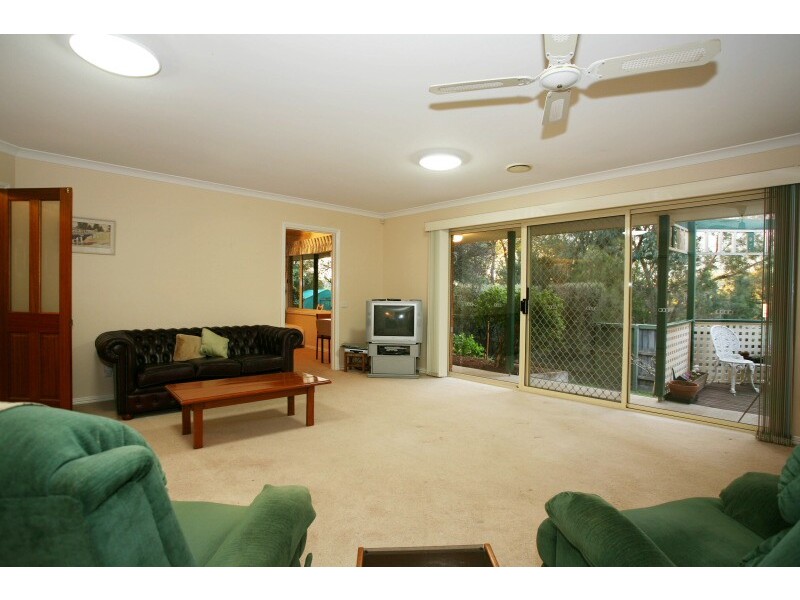 86 Telford Drive, Berwick VIC 3806