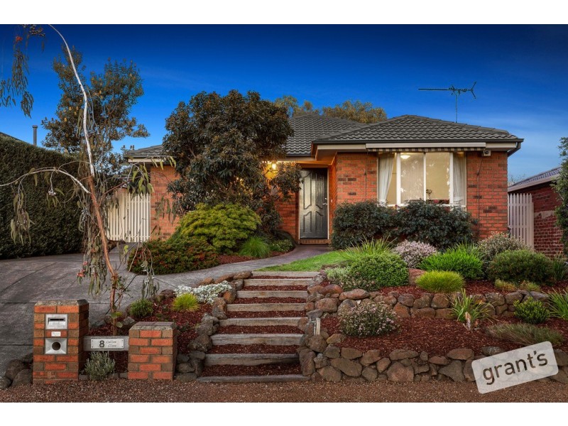 8 Cullen Close, Berwick VIC 3806