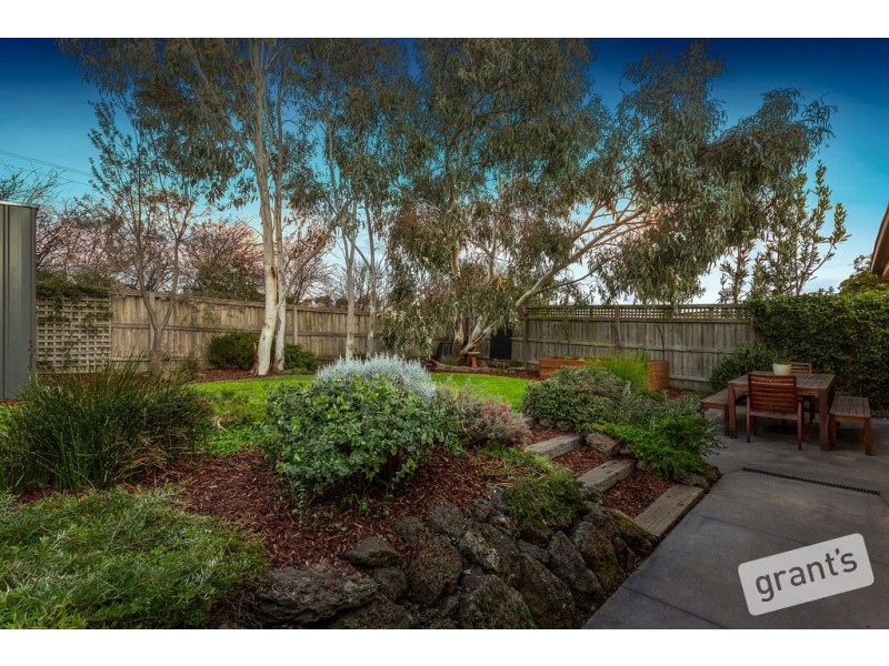 8 Cullen Close, Berwick VIC 3806