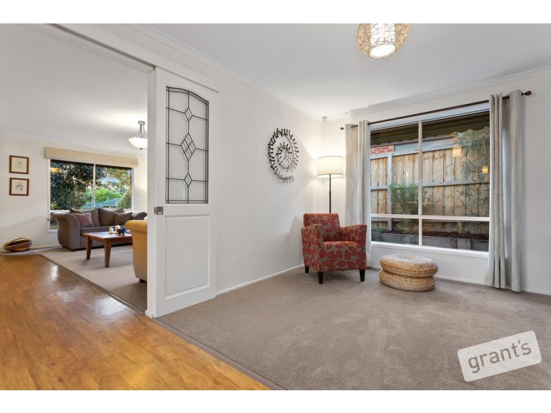 8 Cullen Close, Berwick VIC 3806