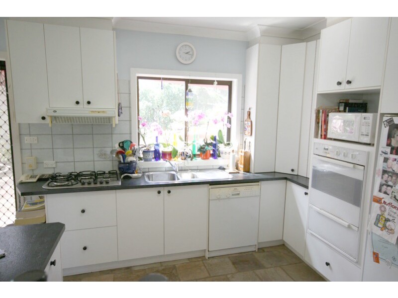 8 Glismann Road, Beaconsfield VIC 3807