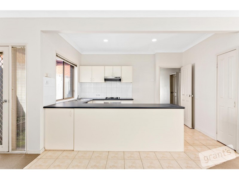 5/12 Grant Close, Berwick VIC 3806