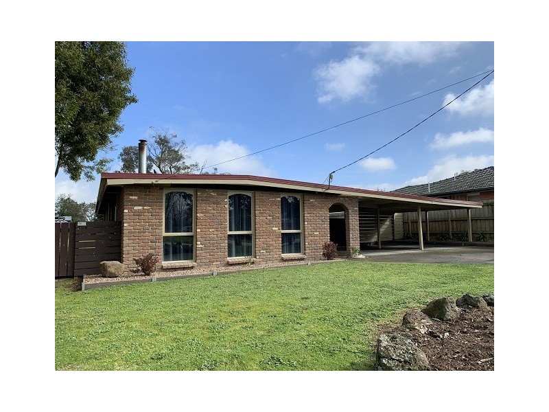 7 Dixons Road, Cardinia VIC 3978