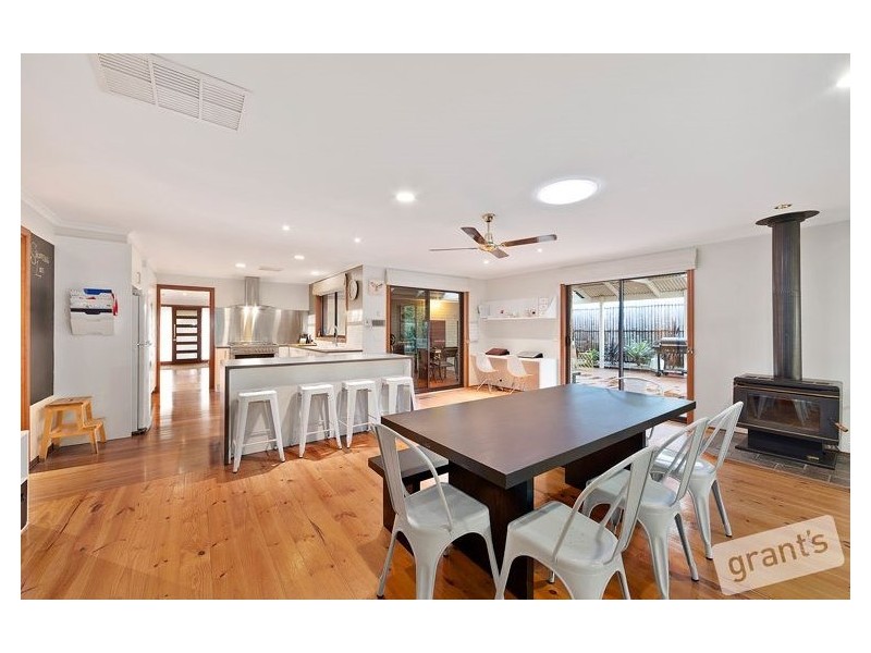 4 Stringybark Court, Berwick VIC 3806