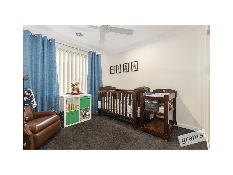 11 Fenton Pace, Narre Warren South VIC 3805