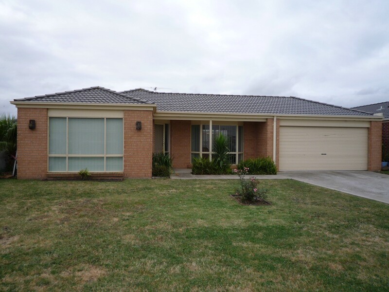 55 Bounty Way, Berwick VIC 3806