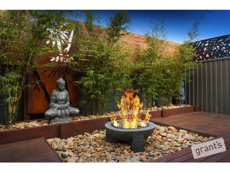 31 Artfield Street, Cranbourne East VIC 3977