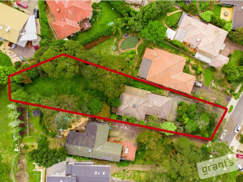 14 Outlook Drive, Berwick VIC 3806