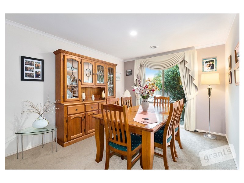 20 Deakin Court, Berwick VIC 3806