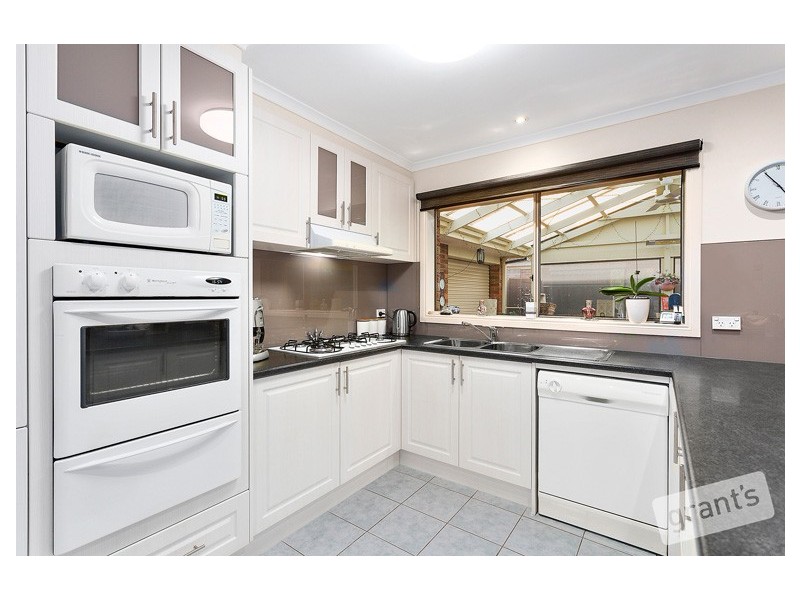 20 Deakin Court, Berwick VIC 3806