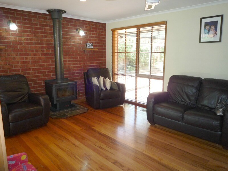 4 Camden Court, Berwick VIC 3806