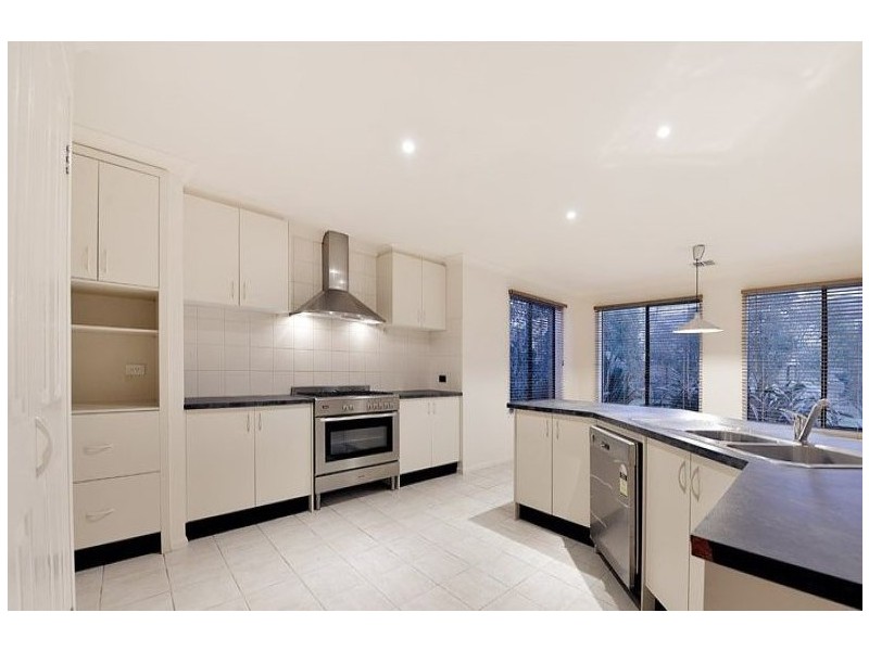 36 Moondarra Drive, Berwick VIC 3806