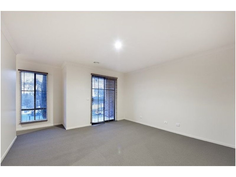 36 Moondarra Drive, Berwick VIC 3806