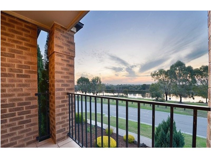 36 Moondarra Drive, Berwick VIC 3806