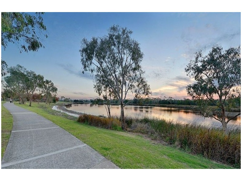 36 Moondarra Drive, Berwick VIC 3806