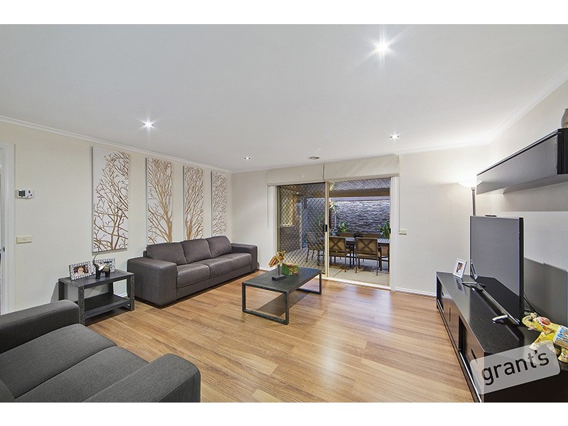 18 Homestead Road, Berwick VIC 3806