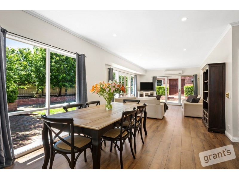 1 Camira Court, Berwick VIC 3806