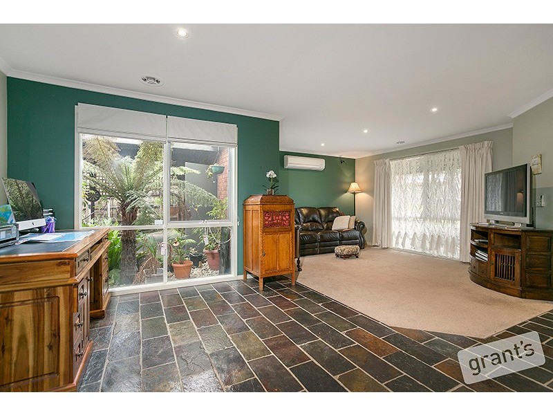 19 Wimmera Court, Berwick VIC 3806