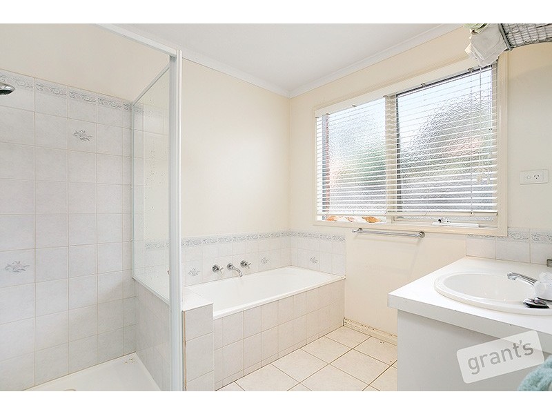 19 Wimmera Court, Berwick VIC 3806