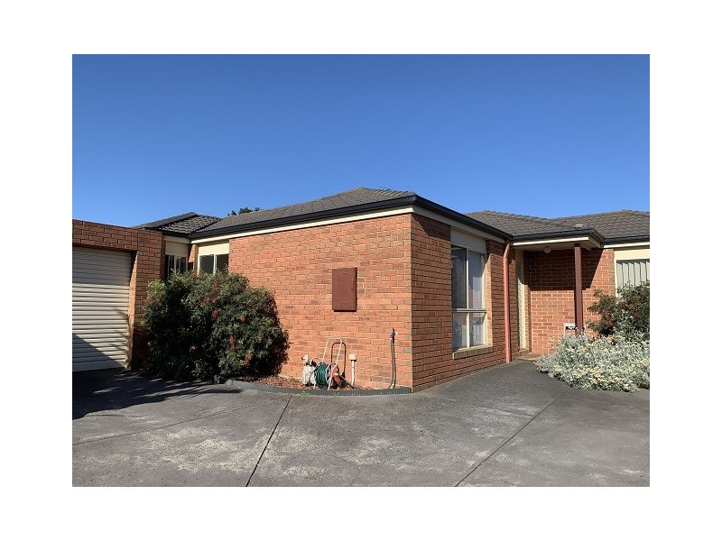 8A Glenn Erin Way, Berwick VIC 3806