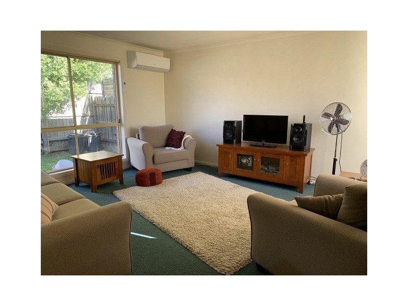 8A Glenn Erin Way, Berwick VIC 3806