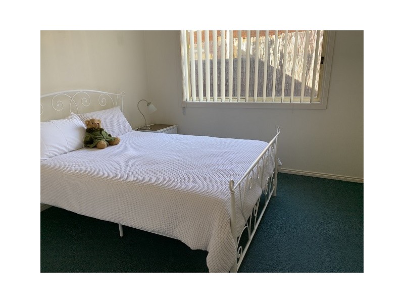 8A Glenn Erin Way, Berwick VIC 3806