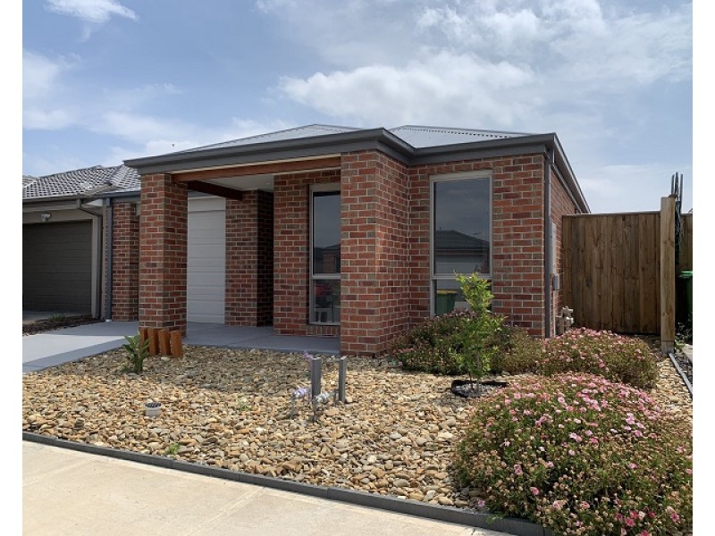 5 Curtis Street, Officer VIC 3809