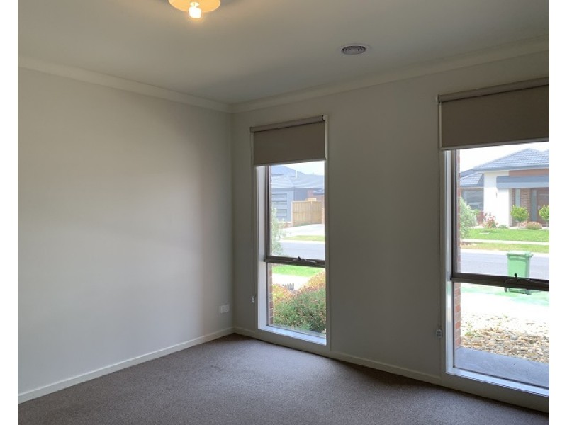 5 Curtis Street, Officer VIC 3809